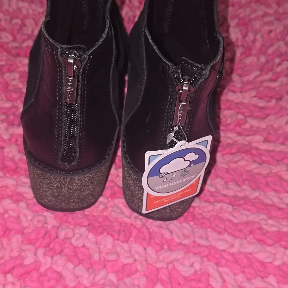 aetrex Kara‎ Black Wedge Ankle Boots